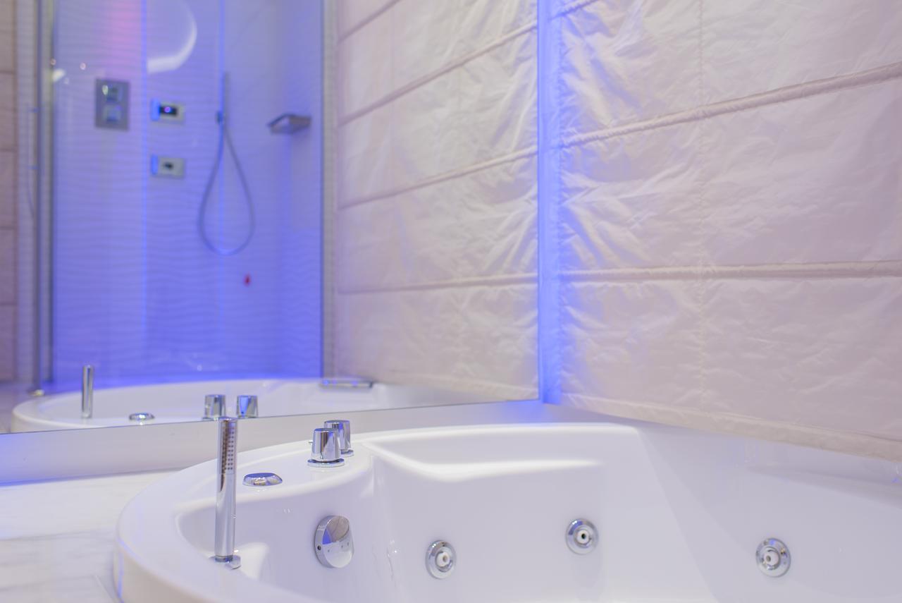 Lux Suites In Roma Exterior photo
