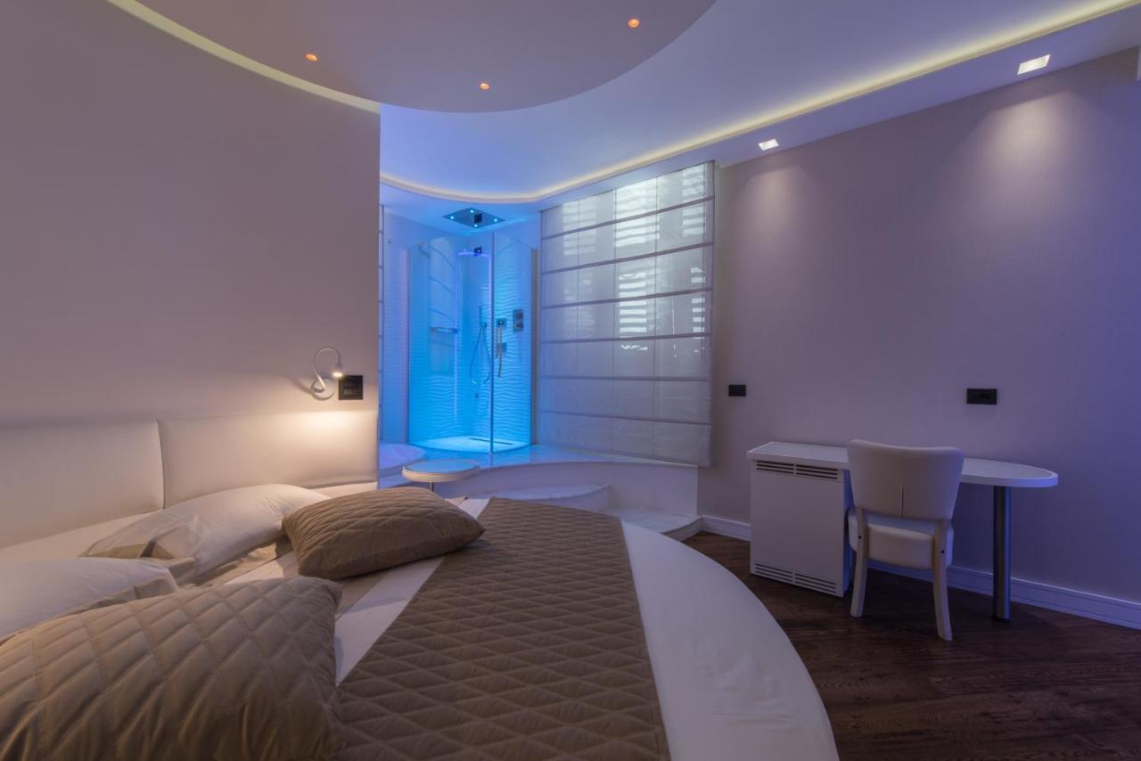 Lux Suites In Roma Exterior photo