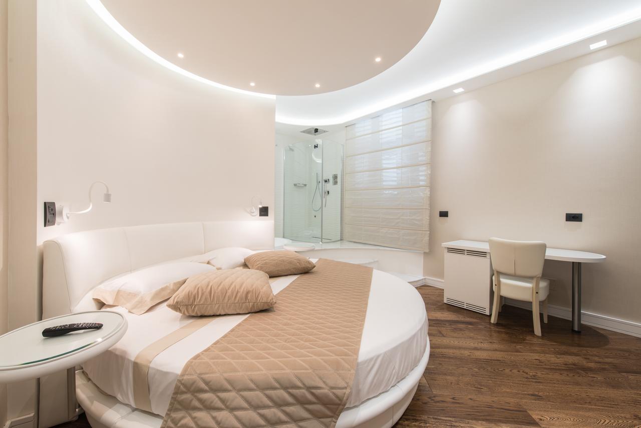 Lux Suites In Roma Exterior photo
